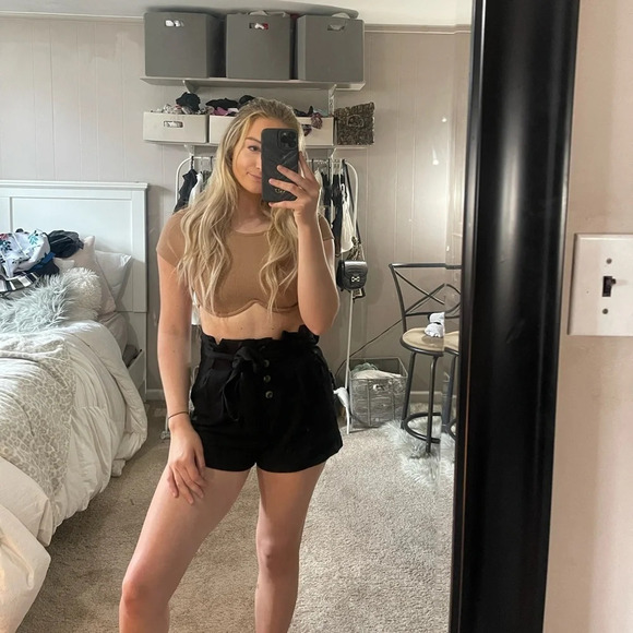 FOREVER 21 button up shorts S - Picture 5 of 15